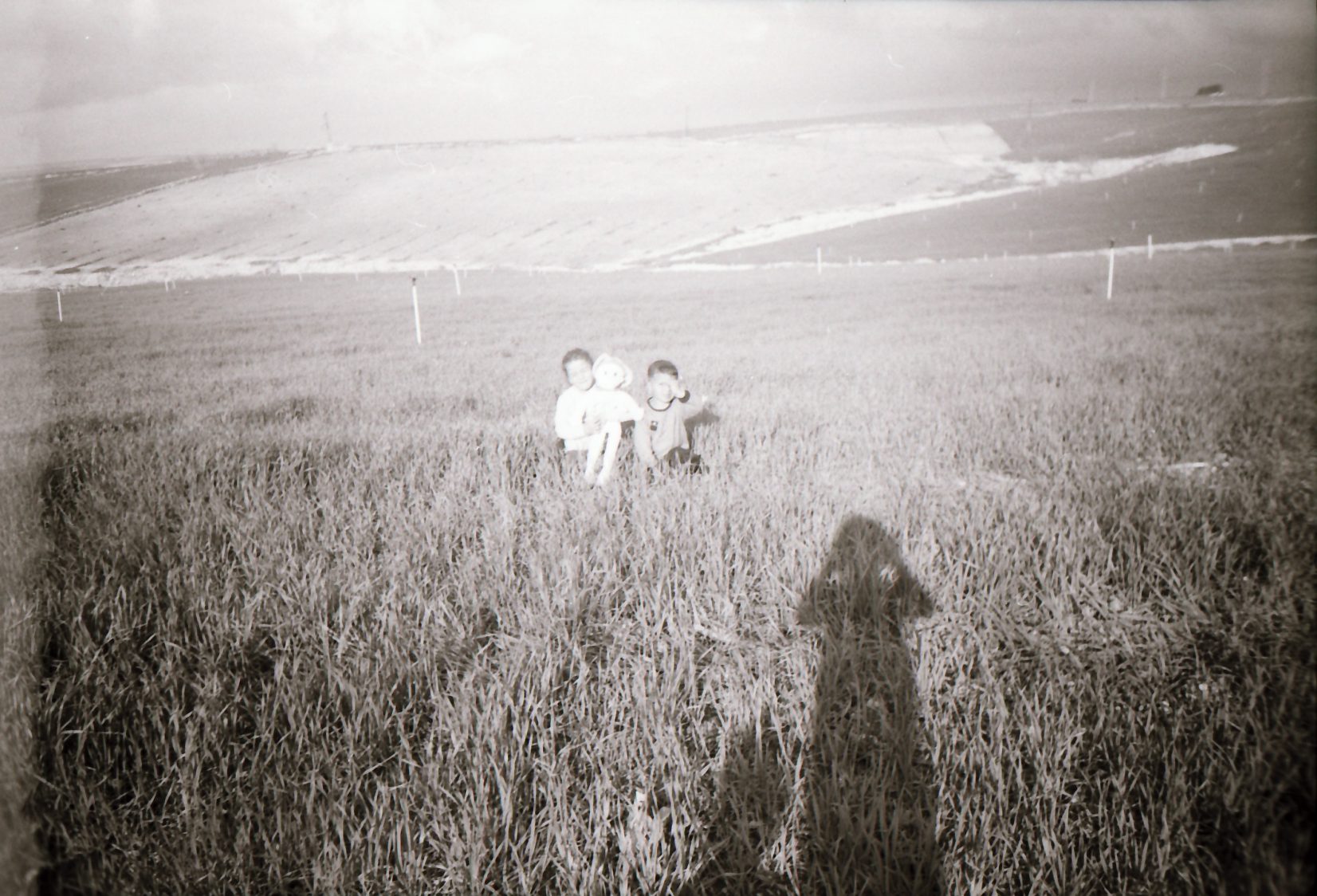 Portrait of children in field (Pic: Courtesy Sirkhane Darkroom)