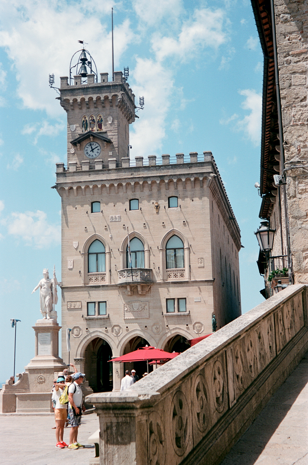 San Marino parliament (Pic: Stephen Dowling)