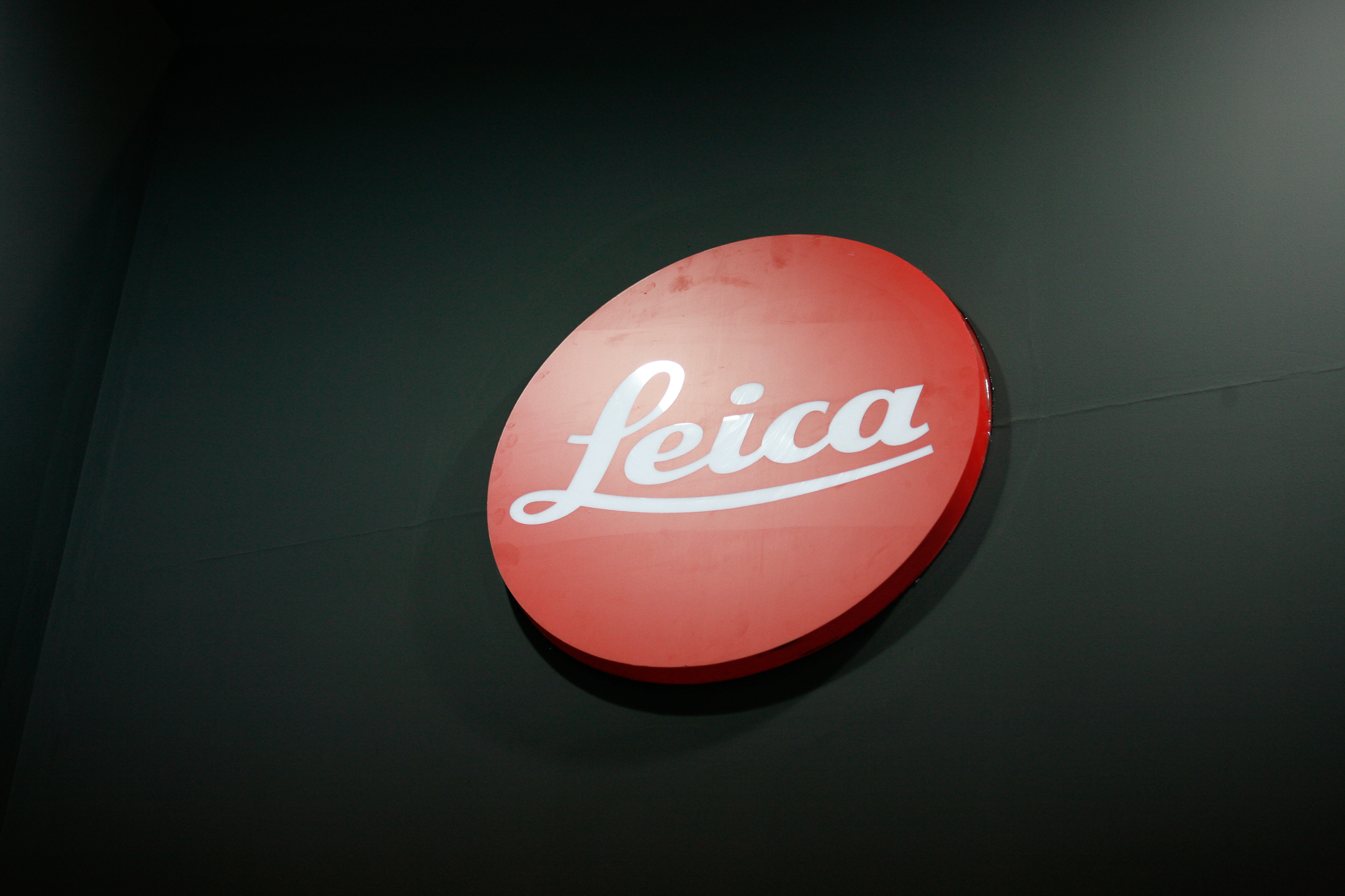 Leica logo (Pic: Syls/Flickr)